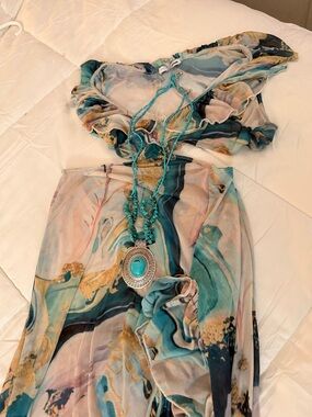 Fashion Nova Teal Marble-Print Maxi Dress with Turquoise Necklace